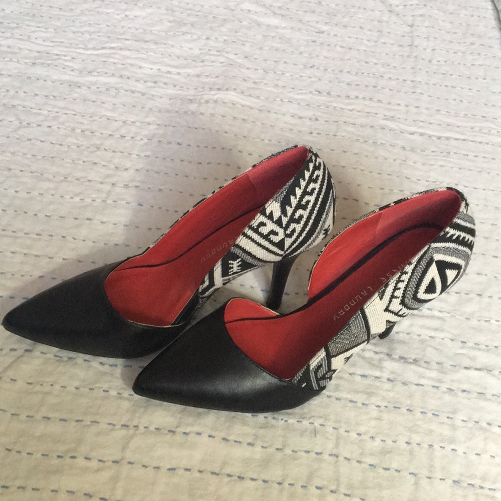 Chinese Laundry tribal print heels